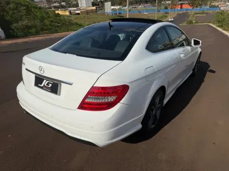 MERCEDES-BENZ C 180 1.6 16V CGI COUP� AUTOM�TICO, Foto 5