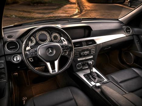 MERCEDES-BENZ C 200 1.8 16V 4P CGI AVANTGARDE AUTOM�TICO, Foto 5