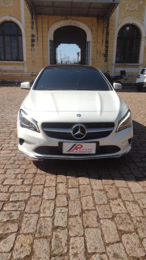 MERCEDES-BENZ CLA 200 1.6 16V 4P CGI 7-G TRONIC AUTOMÁTICO DCT, Foto 2