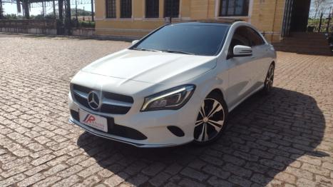 MERCEDES-BENZ CLA 200 1.6 16V 4P CGI 7-G TRONIC AUTOMÁTICO DCT, Foto 3