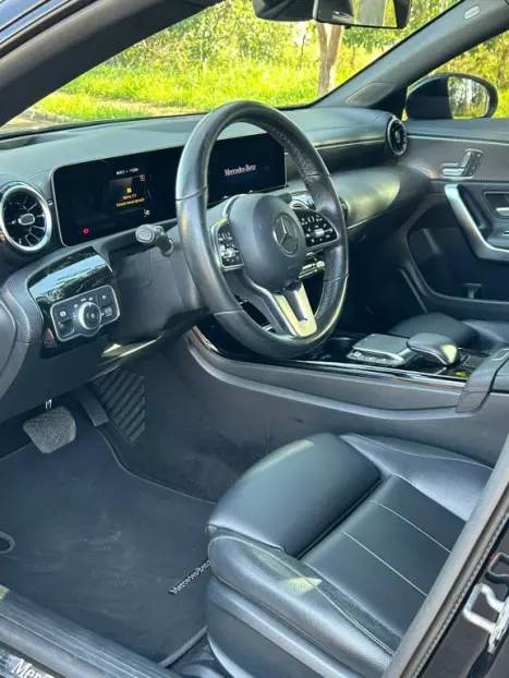 MERCEDES-BENZ CLA 250 2.0 16V 4P SPORT TURBO AUTOMÁTICO, Foto 11 MERCEDES-BENZ CLA 250 2.0 16V 4P SPORT TURBO AUTOMÁTICO, Foto 11