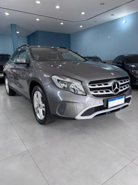 MERCEDES-BENZ GLA 200 1.6 16V 4P FLEX CGI STYLE TURBO AUTOMTICO, Foto 4