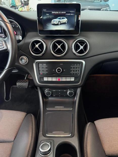 MERCEDES-BENZ GLA 200 1.6 16V 4P FLEX CGI STYLE TURBO AUTOMTICO, Foto 12