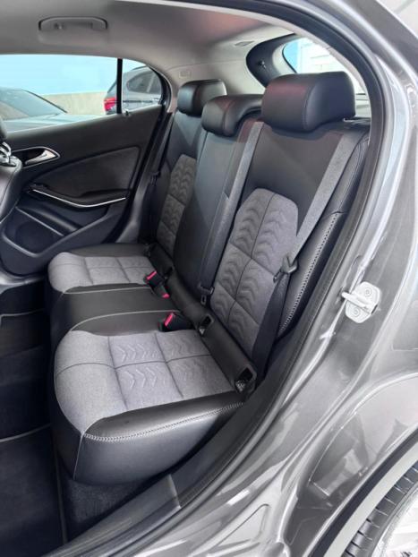 MERCEDES-BENZ GLA 200 1.6 16V 4P FLEX CGI STYLE TURBO AUTOMTICO, Foto 18