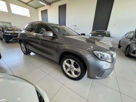 MERCEDES-BENZ GLA 200 1.6 16V 4P FLEX CGI ADVANCE TURBO AUTOM�TICO, Foto 3