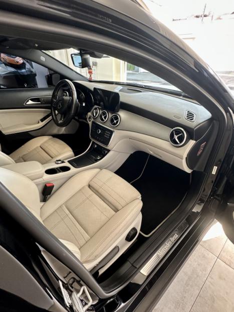 MERCEDES-BENZ GLA 200 1.6 16V 4P FLEX CGI ADVANCE TURBO AUTOM�TICO, Foto 5