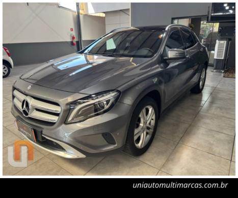 MERCEDES-BENZ GLA 200 1.6 16V 4P CGI ADVANCE TURBO AUTOM�TICO, Foto 3