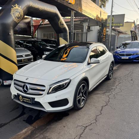 MERCEDES-BENZ GLA 250 2.0 16V 4P SPORT TURBO AUTOMÁTICO, Foto 2 MERCEDES-BENZ GLA 250 2.0 16V 4P SPORT TURBO AUTOMÁTICO, Foto 2