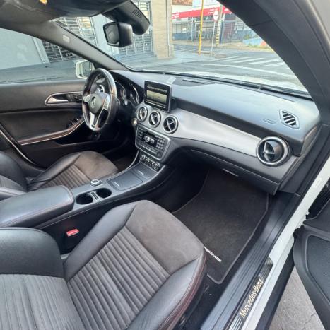 MERCEDES-BENZ GLA 250 2.0 16V 4P SPORT TURBO AUTOMÁTICO, Foto 3 MERCEDES-BENZ GLA 250 2.0 16V 4P SPORT TURBO AUTOMÁTICO, Foto 3