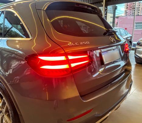 MERCEDES-BENZ GLC 250 2.0 16V 4P CGI 4MATIC 9G-TRONIC AUTOMTICO, Foto 8
