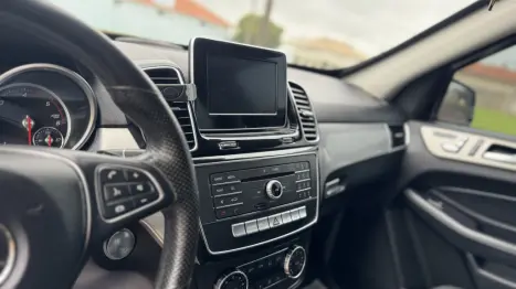 MERCEDES-BENZ GLE 350 3.0 V6 4P HIGWAY BLUETEC DIESEL 4MATIC 9G-TRONIC AUTOM�TICO, Foto 9