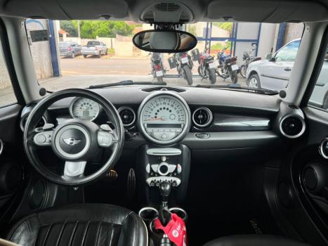 MINI Cooper 1.6 16V S TURBO AUTOM�TICO, Foto 7