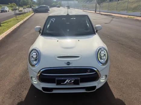 MINI Cooper Cabriolet 2.0 16V TWINPOWER S STEPTRONIC AUTOM�TICO, Foto 4