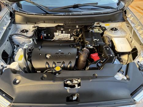 MITSUBISHI ASX 2.0 16V 4P AUTOM�TICO, Foto 4