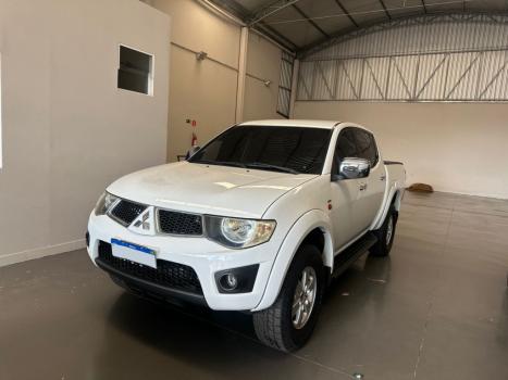 MITSUBISHI L 200 Triton 3.2 16V HPE 4X4 CABINE DUPLA TURBO DIESEL INTERCOOLER AUTOM�TICO, Foto 2
