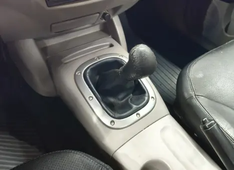 MITSUBISHI L 200 Triton 2.4 16V FLEX HLS CABINE DUPLA, Foto 13 MITSUBISHI L 200 Triton 2.4 16V FLEX HLS CABINE DUPLA, Foto 13