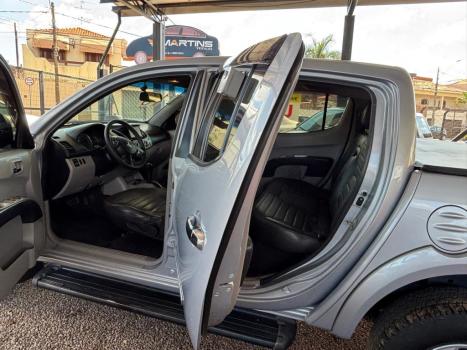 MITSUBISHI L 200 Triton , Foto 8