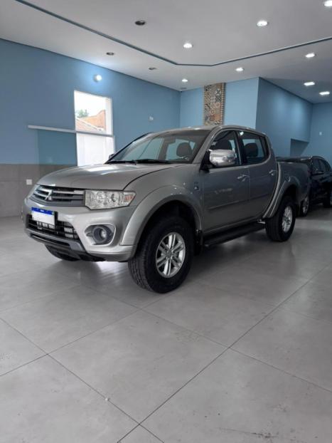 MITSUBISHI L 200 Triton 3.2 16V HPE 4X4 CABINE DUPLA TURBO DIESEL INTERCOOLER AUTOMTICO, Foto 1
