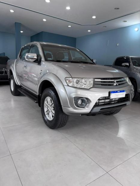 MITSUBISHI L 200 Triton 3.2 16V HPE 4X4 CABINE DUPLA TURBO DIESEL INTERCOOLER AUTOMTICO, Foto 5