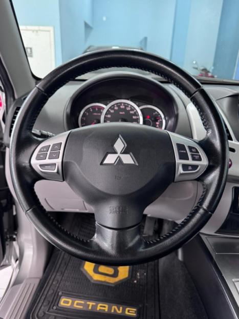 MITSUBISHI L 200 Triton 3.2 16V HPE 4X4 CABINE DUPLA TURBO DIESEL INTERCOOLER AUTOMTICO, Foto 11