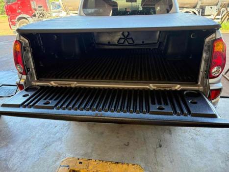MITSUBISHI L 200 Triton 3.5 V6 HPE 4X4 FLEX CABINE DUPLA AUTOM�TICO, Foto 5