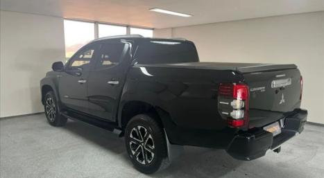 MITSUBISHI L 200 Triton 2.4 16V SPORT HPE-S 4X4 CABINE DUPLA TURBO DIESEL AUTOM�TICO, Foto 2