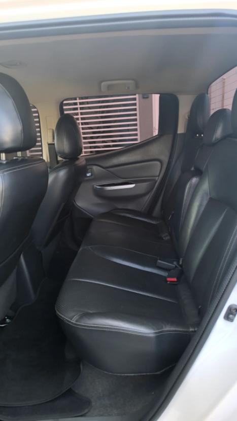 MITSUBISHI L 200 Triton 2.4 16V SPORT HPE TOP 4X4 CABINE DUPLA TURBO DIESEL AUTOM�TICO, Foto 2