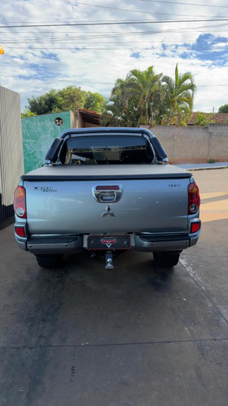 MITSUBISHI L 200 Triton 3.2 16V HPE 4X4 CABINE DUPLA TURBO DIESEL INTERCOOLER AUTOM�TICO, Foto 3