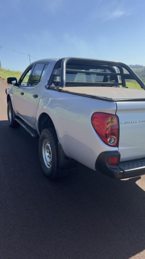 MITSUBISHI L 200 Triton 3.2 16V GL 4X4 CABINE DUPLA TURBO DIESEL INTERCOOLER, Foto 2