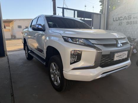 MITSUBISHI L 200 Triton 2.4 16V SPORT HPE 4X4 CABINE DUPLA TURBO DIESEL AUTOM�TICO, Foto 2