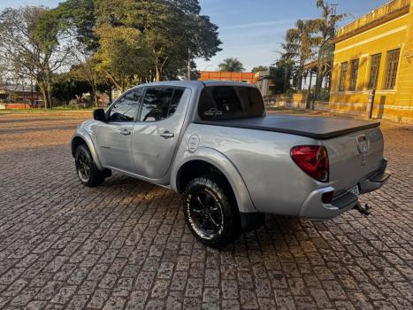 MITSUBISHI L 200 Triton 3.5 V6 HPE 4X4 FLEX CABINE DUPLA AUTOM�TICO, Foto 4