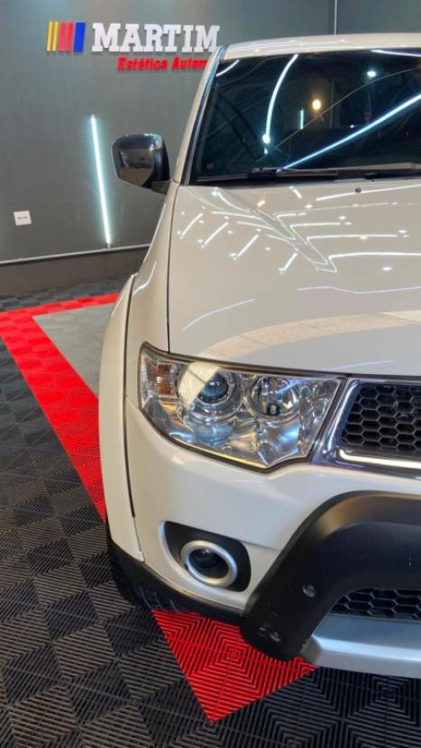 MITSUBISHI L 200 Triton 3.2 16V HPE 4X4 CABINE DUPLA TURBO DIESEL INTERCOOLER AUTOM�TICO, Foto 3