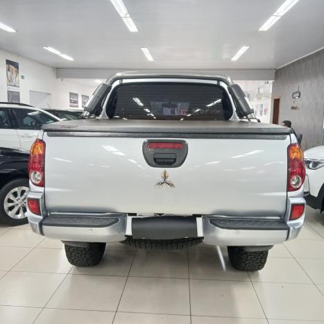 MITSUBISHI L 200 Triton 2.4 16V FLEX HLS CABINE DUPLA, Foto 3