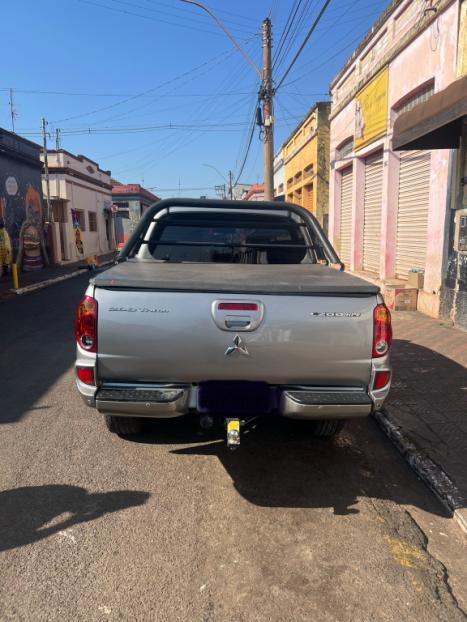 MITSUBISHI L 200 Triton 3.2 16V HPE 4X4 CABINE DUPLA TURBO DIESEL INTERCOOLER AUTOMÁTICO, Foto 2