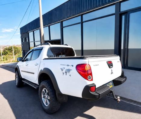 MITSUBISHI L 200 Triton 3.2 16V GL 4X4 CABINE DUPLA TURBO DIESEL INTERCOOLER, Foto 3