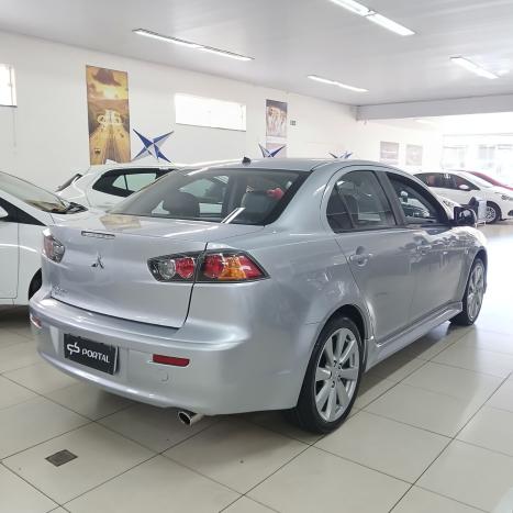 MITSUBISHI Lancer 2.0 16V 4P, Foto 3
