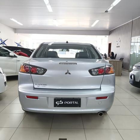 MITSUBISHI Lancer 2.0 16V 4P, Foto 4