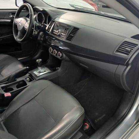 MITSUBISHI Lancer 2.0 16V 4P, Foto 6