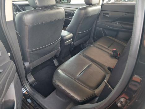 MITSUBISHI Outlander 2.0 16V 4P HPE AUTOMTICO, Foto 6