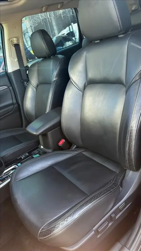 MITSUBISHI Outlander 2.0 16V 4P HPE AUTOM�TICO, Foto 3