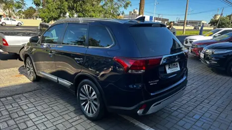 MITSUBISHI Outlander 2.0 16V 4P HPE AUTOM�TICO, Foto 11