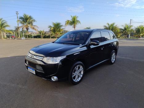 MITSUBISHI Outlander 2.0 16V 4P AUTOM�TICO, Foto 3