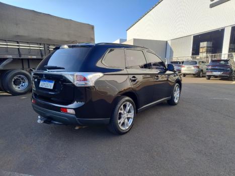 MITSUBISHI Outlander 2.0 16V 4P AUTOM�TICO, Foto 4