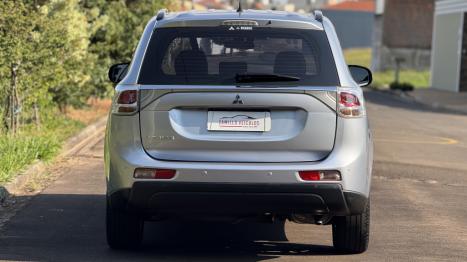 MITSUBISHI Outlander 2.0 16V 4P AUTOM�TICO, Foto 4