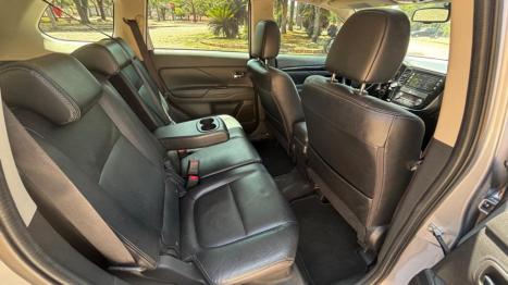 MITSUBISHI Outlander 2.0 16V 4P AUTOMÁTICO, Foto 7