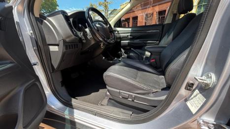 MITSUBISHI Outlander 2.0 16V 4P AUTOMÁTICO, Foto 9