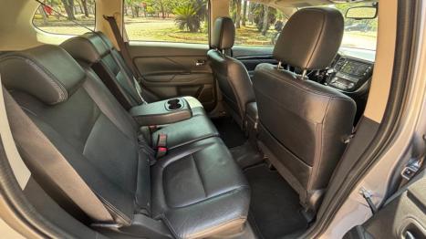 MITSUBISHI Outlander 2.0 16V 4P AUTOMÁTICO, Foto 8