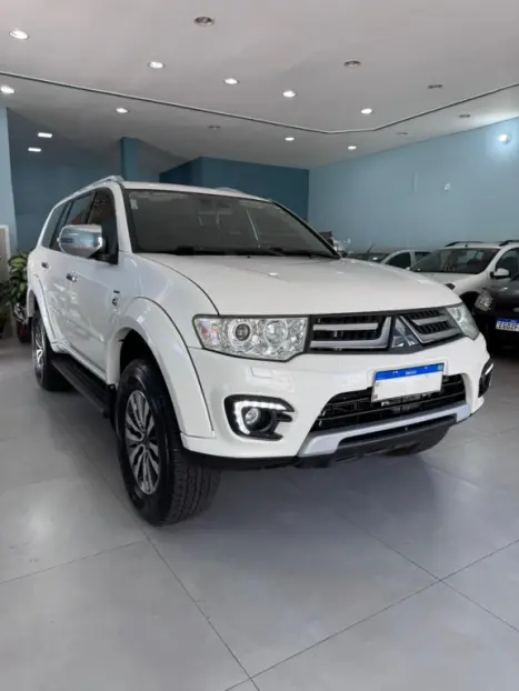 MITSUBISHI Pajero Dakar 3.5 V6 24V 4P HPE FLEX 4X4 7 LUGARES AUTOMTICO, Foto 6