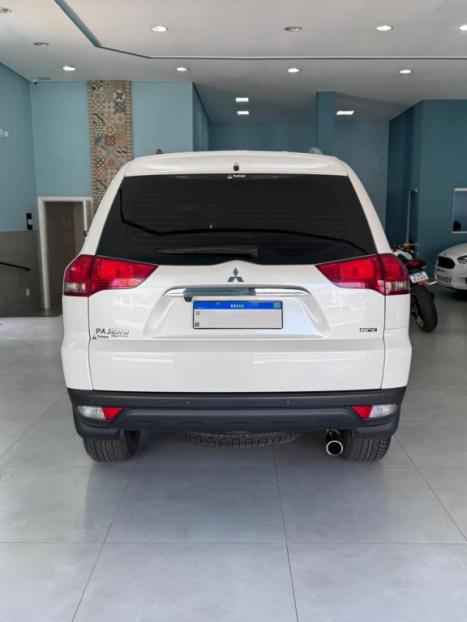 MITSUBISHI Pajero Dakar 3.5 V6 24V 4P HPE FLEX 4X4 7 LUGARES AUTOMTICO, Foto 8