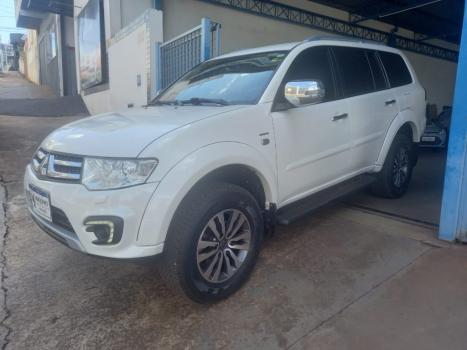 MITSUBISHI Pajero Dakar 3.5 V6 24V 4P HPE FLEX 4X4 7 LUGARES AUTOMTICO, Foto 3